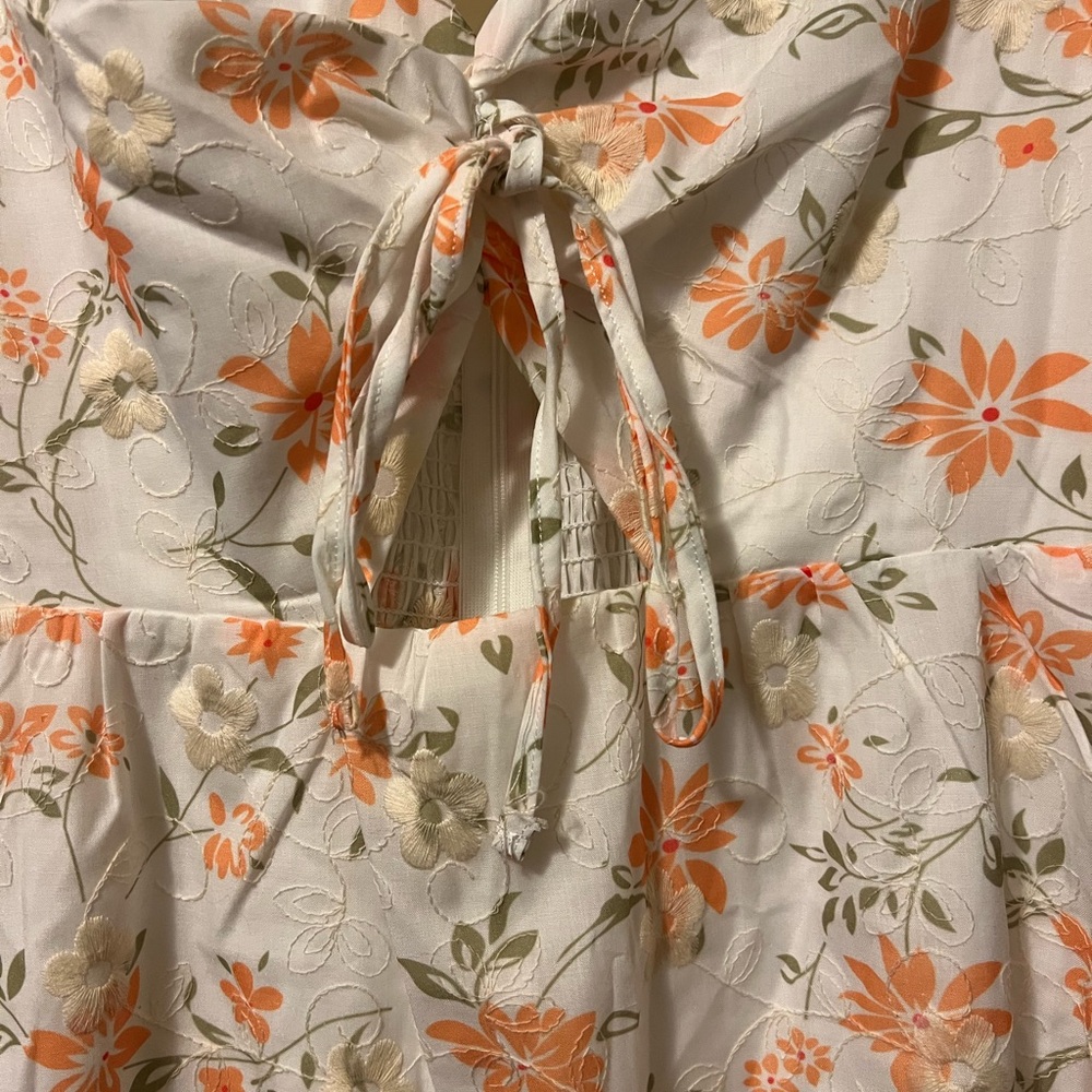 Petal & Pup Floral White Dress - Picture 6 of 9